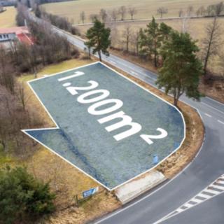 Prodej stavební parcely 1200 m² Netvořice