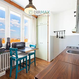 Prodej bytu 3+1 63 m² Plzeň Jižní Předměstí, 17. listopadu