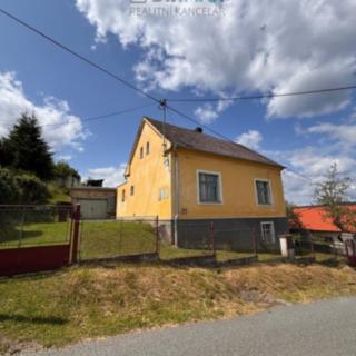 Prodej rodinného domu 76 m² Plasy