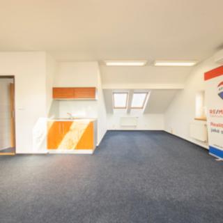 Pronájem kanceláře 88 m² Ostrava Mariánské Hory, Slévárenská