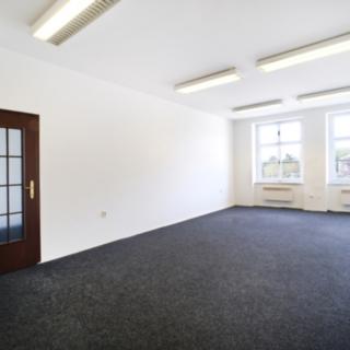 Pronájem kanceláře 75 m² Frýdek-Místek Místek, náměstí Svobody