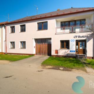 Prodej zemědělské usedlosti 220 m² Hrdějovice, Na Návsi