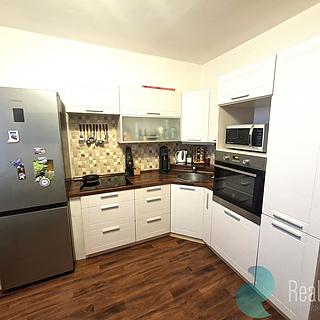 Pronájem bytu 1+1 42 m² Velešín