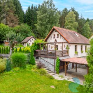 Prodej rodinného domu 180 m² Nahořany