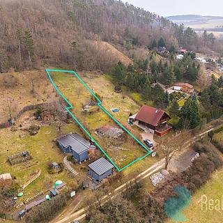 Prodej stavební parcely 1077 m&sup2; Chodouň
