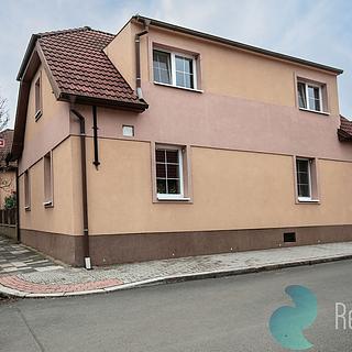 Pronájem rodinného domu 160 m² Český Brod, Ruská