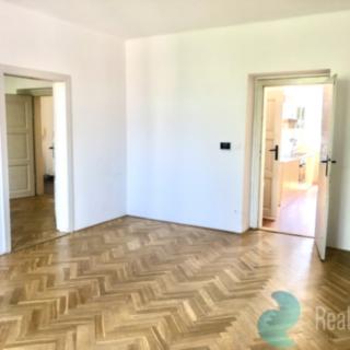 Pronájem bytu 2+1 98 m² České Budějovice