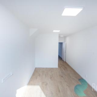 Pronájem kanceláře 51 m² Praha Řepy, Na moklině