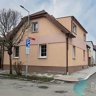 Pronájem rodinného domu 101 m² Český Brod, Ruská