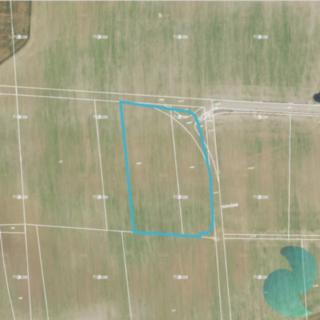 Prodej komerčního pozemku 15000 m² Planá