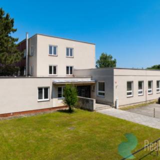 Prodej kanceláře 1 260 m² České Budějovice 3, Školní