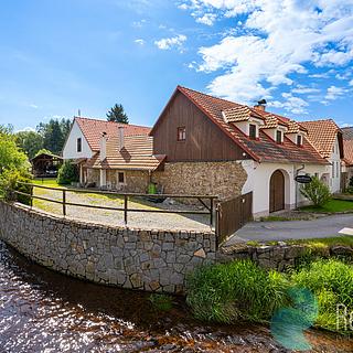 Prodej hotelu a penzionu 295 m² Benešov nad Černou