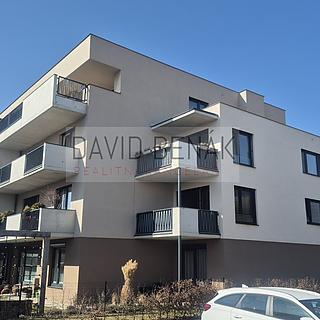 Pronájem bytu 2+kk 50 m&sup2; Hradec Králové