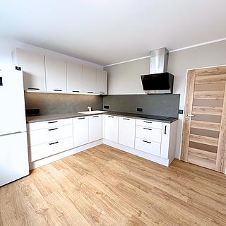 Pronájem bytu 2+kk 37 m&sup2; Praha