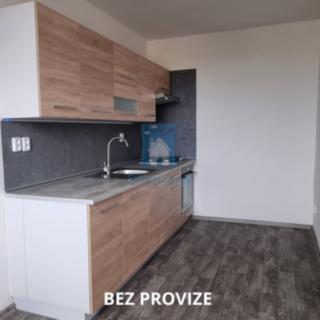 Pronájem bytu 3+1 82 m² Praha Písnice, Ke kurtům