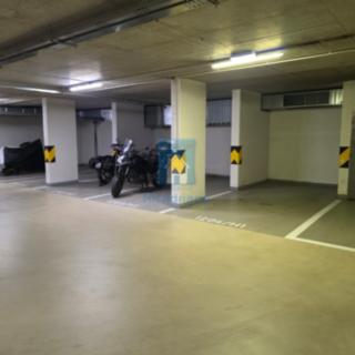 Prodej parkovacího místa 38 m² Praha