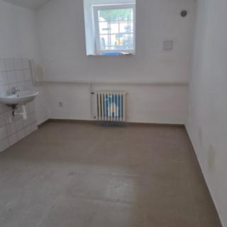 Pronájem obchodu 11 m² Plzeň Jižní Předměstí, Černická