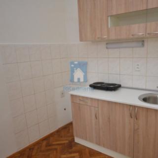 Pronájem bytu 1+kk a garsoniéry 25 m², Zámečnická