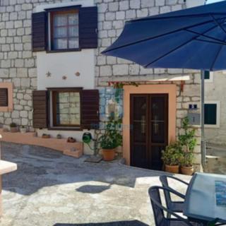 Prodej rodinného domu, 70m²