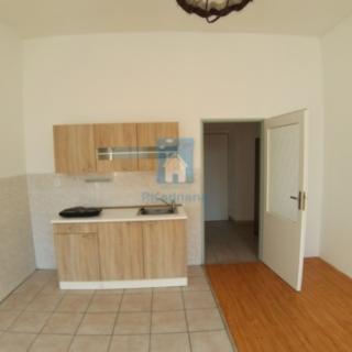 Pronájem bytu 1+kk, garsoniery 28 m² Plzeň