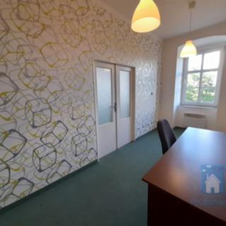 Pronájem kanceláře 15 m² Plzeň Vnitřní Město, sady 5. května