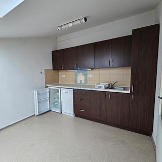 Pronájem kanceláře 104 m&sup2; Plzeň