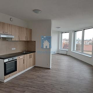 Pronájem bytu 1+kk, garsoniery 43 m&sup2; Plzeň