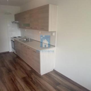 Pronájem bytu 3+1 85 m² Praha