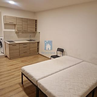 Pronájem bytu 1+kk a garsoniéry 25 m² Praha Radotín, Vrážská