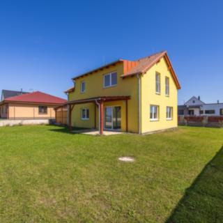Pronájem rodinného domu 120 m² Vejprnice, Plaská