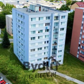 Prodej bytu 3+1 65 m² Strakonice II, Stavbařů