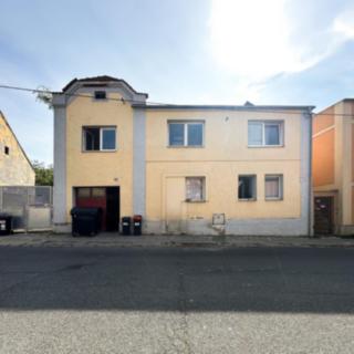 Prodej rodinného domu 272 m² Kladno Švermov