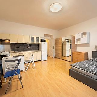 Prodej bytu 1+kk, garsoniery 38 m&sup2; Praha