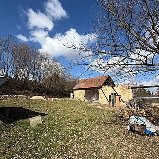 Prodej stavební parcely 354 m&sup2; Krupá