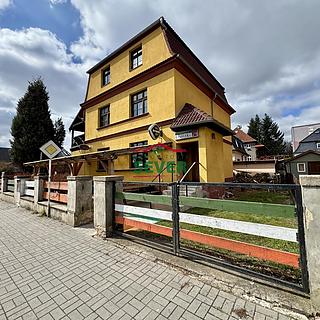 Prodej rodinného domu 216 m&sup2; Chomutov