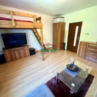 Prodej bytu 1+1 43 m&sup2; Jáchymov