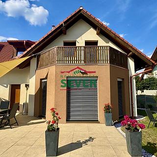 Prodej rodinného domu 220 m&sup2; Praha