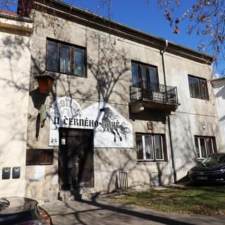 Prodej rodinného domu 450 m² Štětí, Mírové nám.
