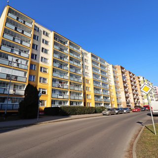 Pronájem bytu 2+kk Lovosice, Dlouhá