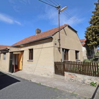 Prodej rodinného domu 82 m² Klapý