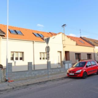 Pronájem bytu 2+1 60 m² Roudnice nad Labem, Hochmanova