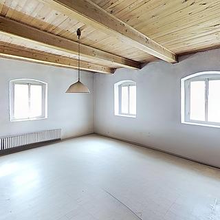 Prodej rodinného domu 88 m² Nová Ves I Ohrada, Legerovo nám.