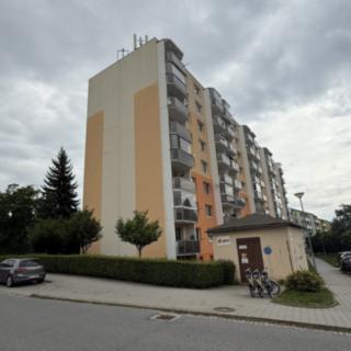 Pronájem bytu 2+1 54 m² Třebíč, M. Majerové