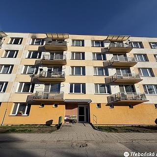 Pronájem bytu 1+kk a garsoniéry 22 m² Chlum u Třeboně, Sídliště F. Hrubína