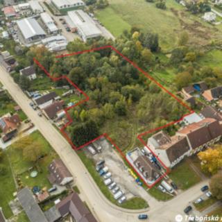 Prodej komerčního pozemku 9 484 m² Lišov, Žižkova