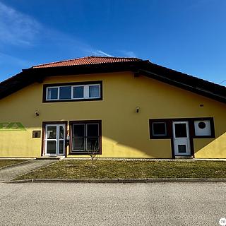 Prodej ostatního komerčního prostoru 3 000 m² Hamr