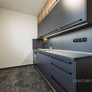 Pronájem bytu 2+1 51 m² Kopřivnice, Obránců míru