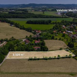 Prodej stavební parcely 6 324 m² Lešná