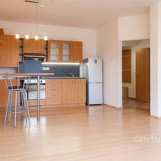 Pronájem bytu 2+kk 54 m&sup2; Hranice