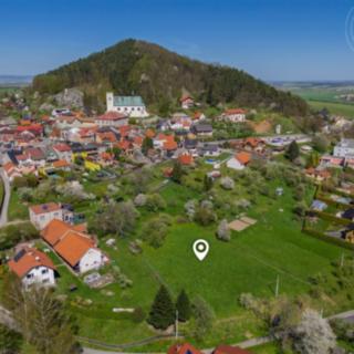 Prodej stavební parcely 2462 m² Starý Jičín